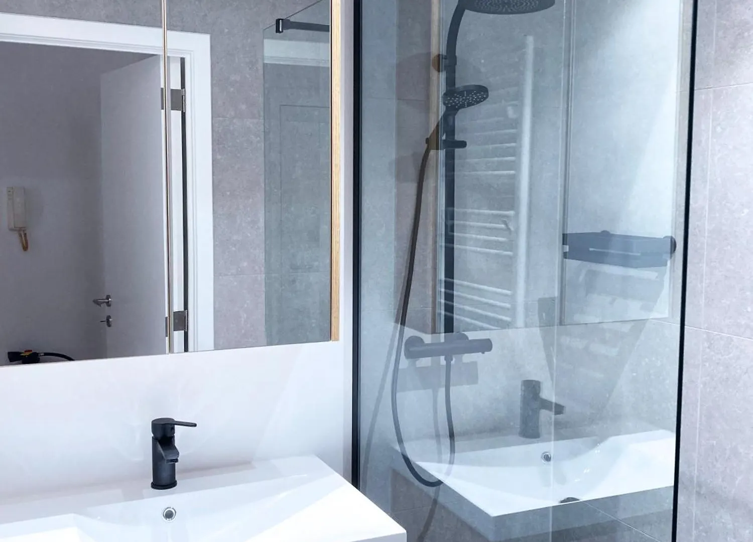 Desire 2 Lux Apartment Free Parking On Premise 奥斯滕德 比利时