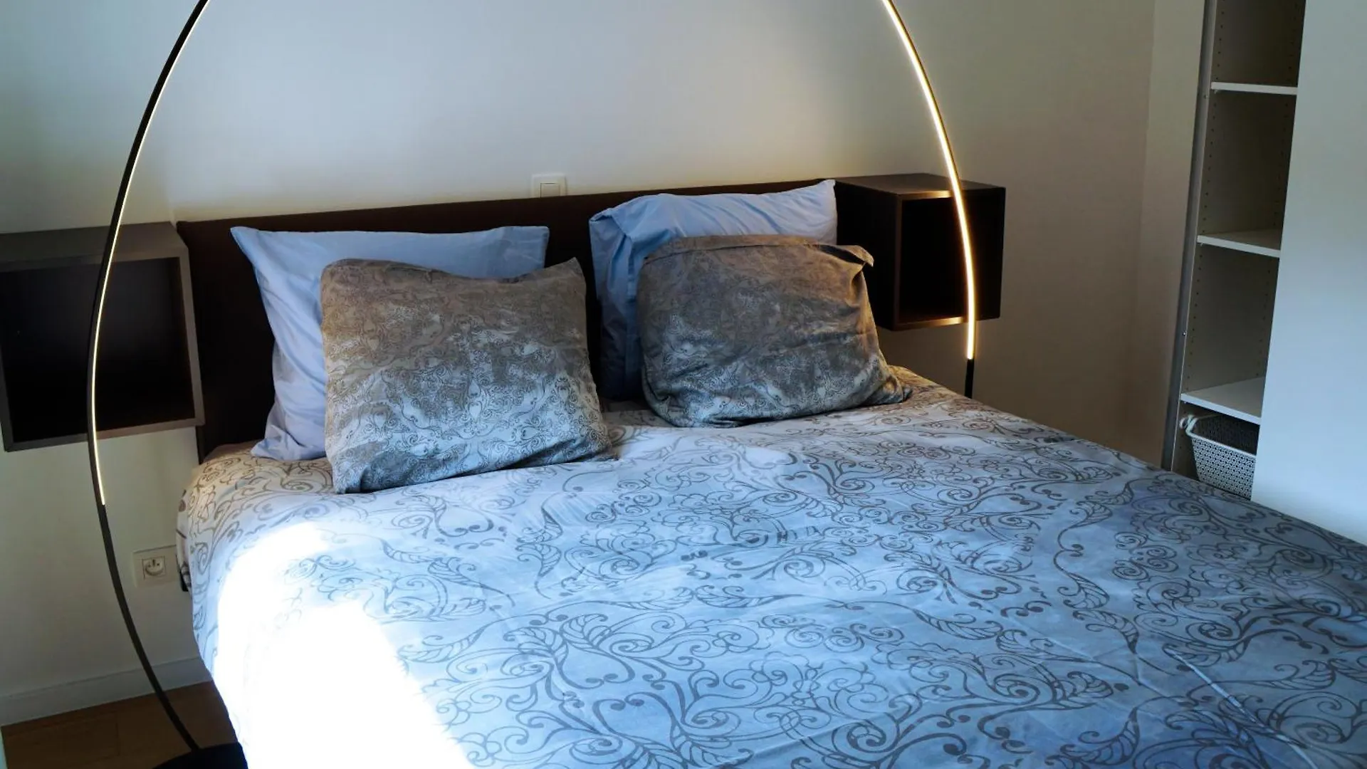 Desire 2 Lux Apartment Free Parking On Premise 奥斯滕德 0*,